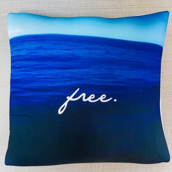 2x Beachy Throw Pillow Cases - Picture 3 of 6